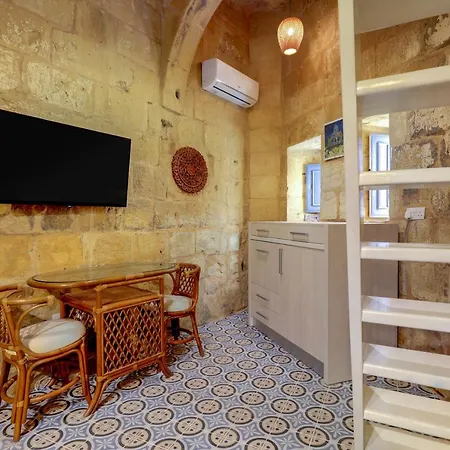 Apartament Shambala - 900 Year Old Quaint House Of Character In Gozo *