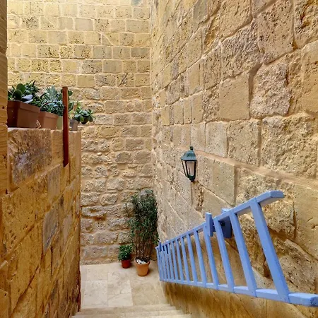 Apartament Shambala - 900 Year Old Quaint House Of Character In Gozo