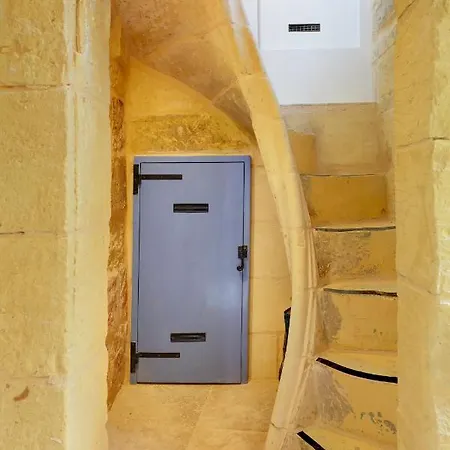 Appartamento Shambala - 900 Year Old Quaint House Of Character In Gozo Victoria