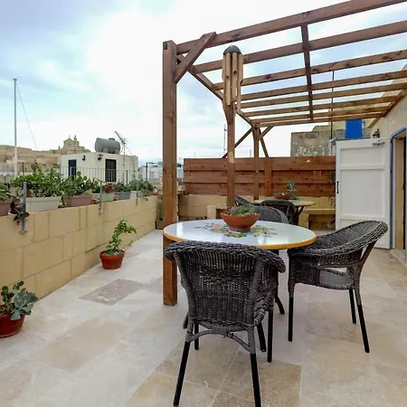Shambala - 900 Year Old Quaint House Of Character In Gozo *